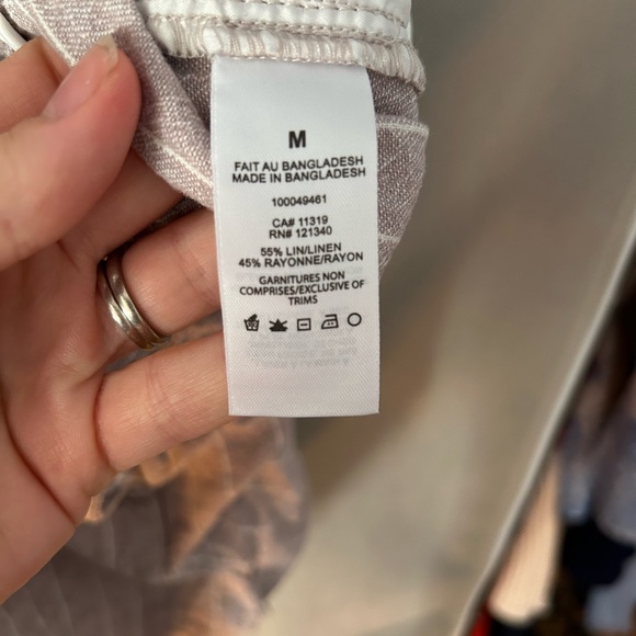 Dynamite Linen striped shorts size medium - Picture 3 of 3